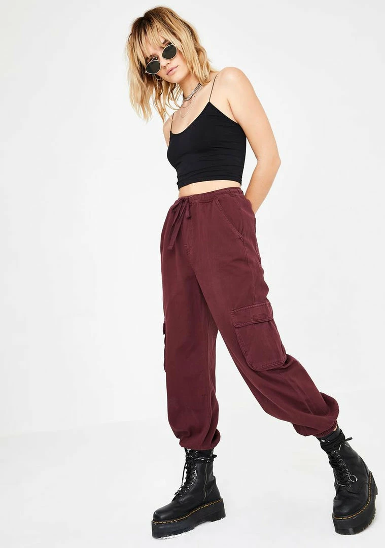 Brand new π BDG Bottoms Maroon Raff Baggy Cuffed Cargo Pants π― 3 BDG Bottoms Maroon Raff Baggy Cuffed Cargo Pants