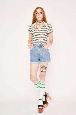 New 𧨠BDG Bottoms Blue Rolled Hem Denim Mom Shorts π 6 BDG Bottoms Blue Rolled Hem Denim Mom Shorts