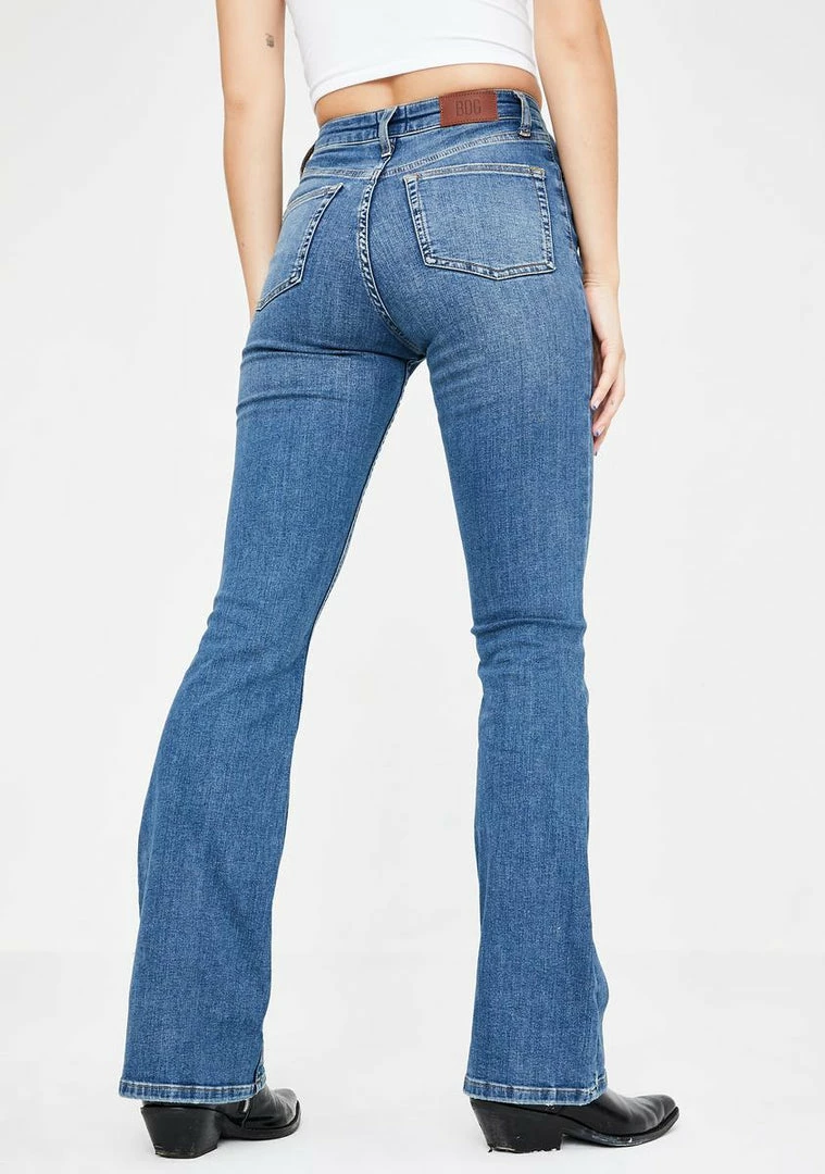 Flash Sale π€© BDG High Rise Vintage Flare π Jeans π 4 BDG High Rise Vintage Flare Jeans