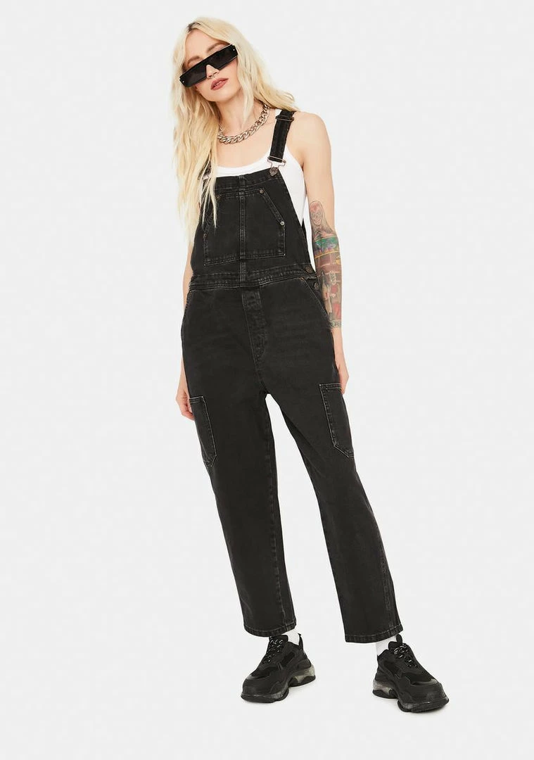 Deals βοΈ BDG Black Workwear Dungarees π 3 BDG Black Workwear Dungarees